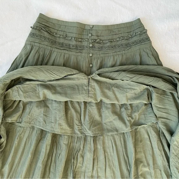 Aerie NWT Green Cotton Gauzy Tiered Skirt Smocked Waist Long Front Slit, size L - Picture 13 of 16